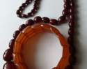 Jantarové korále a náramek