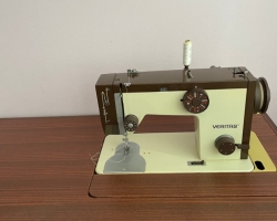 Šicí stroj Veritas