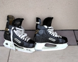 Prodám lyže, lyž. boty a brusle