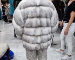 Prodám nový norkový kožich s kapucí