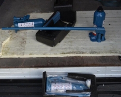 Hydraulický hever zvedák 3.3 t Mercedes