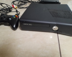 Xbox 360 Slim 250 GB
