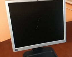 Monitor HP L1940T