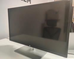 LCD monitor 31.5 HP Pavilion 32s